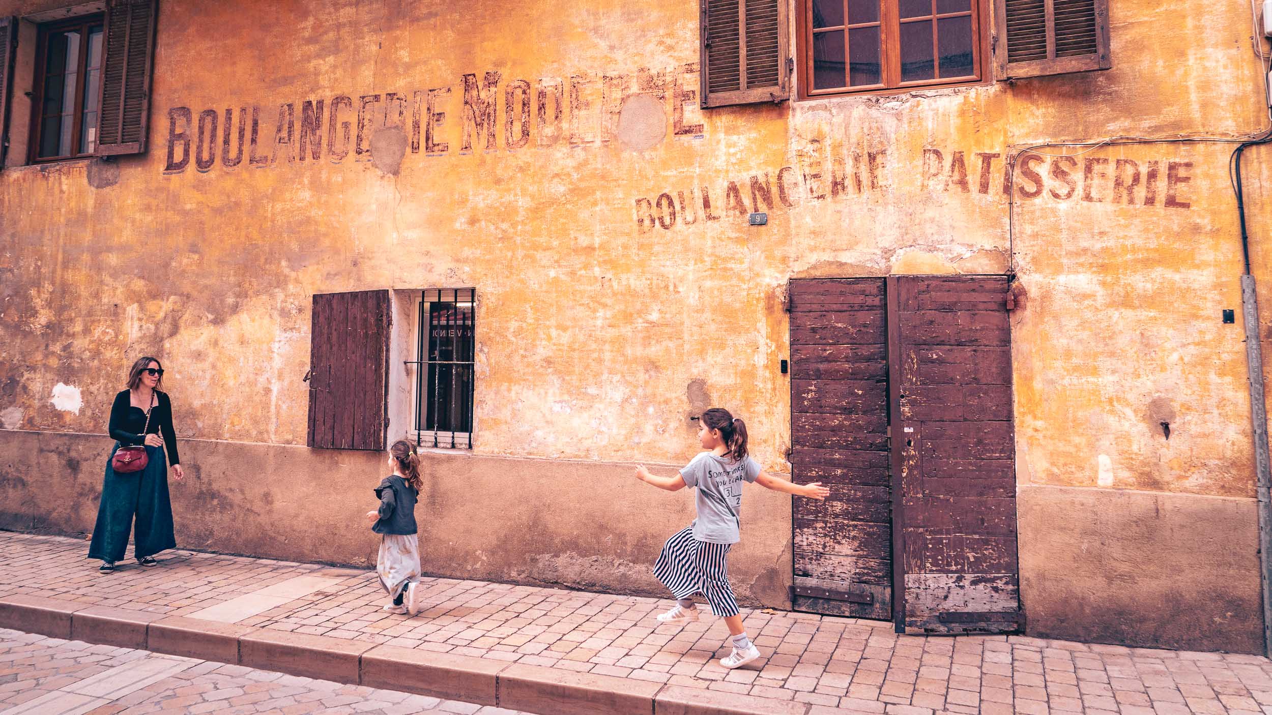 Photos de famille réalisées par Damien de Labarrière, photographe à Pessac, près de Bordeaux en Gironde en Gironde