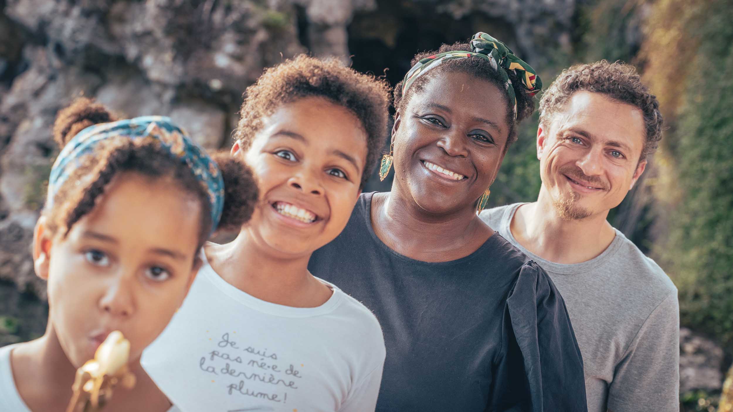 Photos de famille réalisées par Damien de Labarrière, photographe à Pessac, près de Bordeaux en Gironde en Gironde