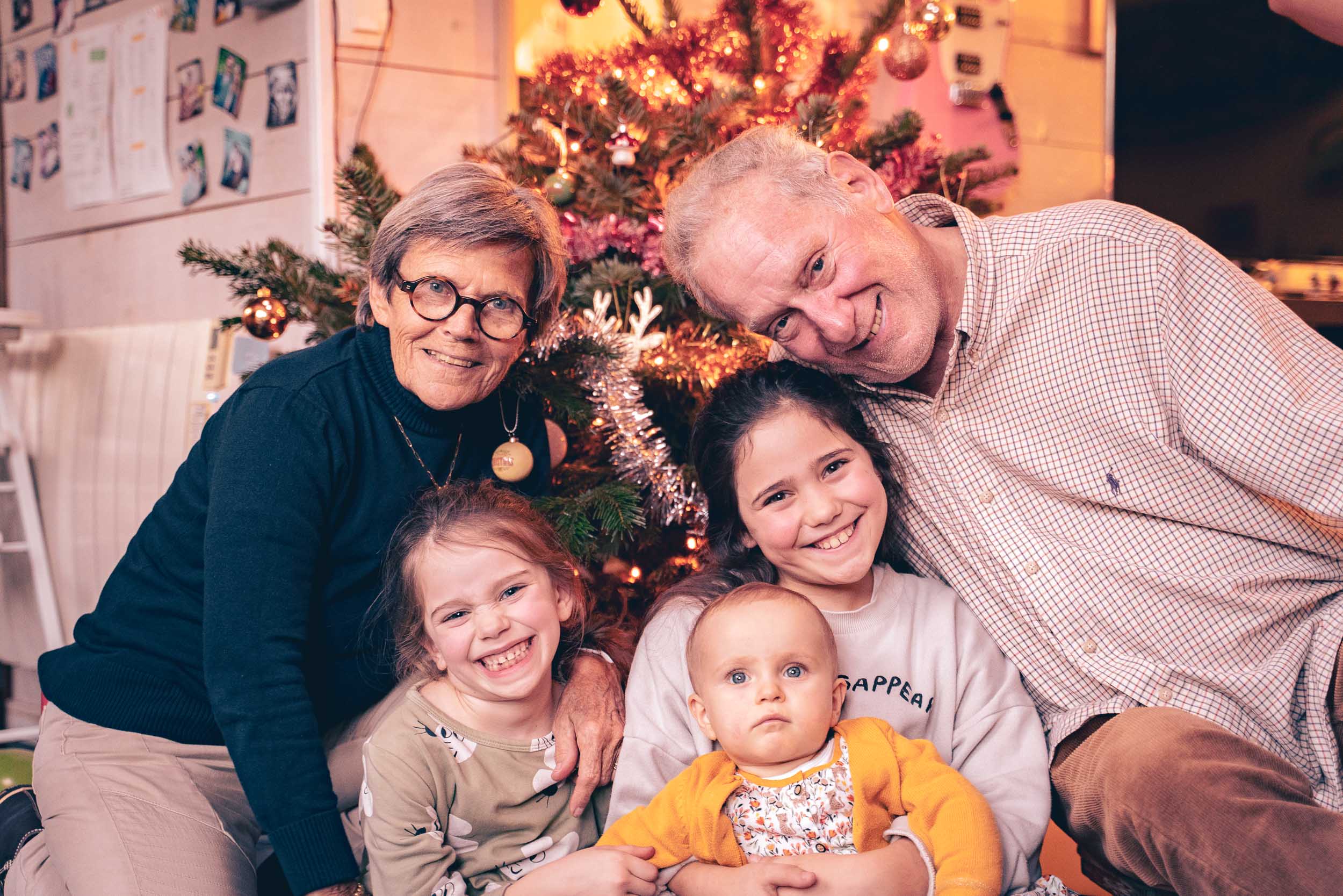 Photos de famille réalisées par Damien de Labarrière, photographe à Pessac, près de Bordeaux en Gironde en Gironde